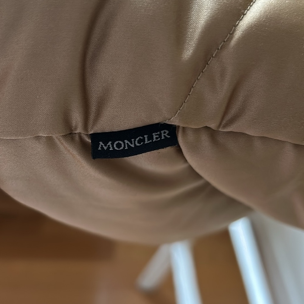 Moncler Down Jacket - Picture 14 of 15
